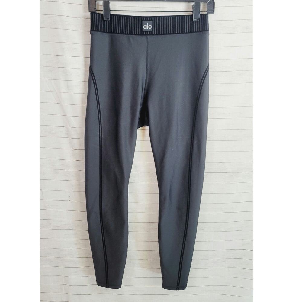 ALO YOGA Airlift High-Waist 7/8 Line Up Legging in Black, sz Small